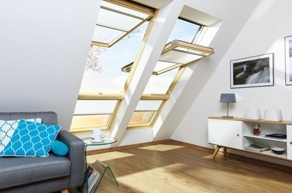 Centre Pivot v Top Hung Roof Windows