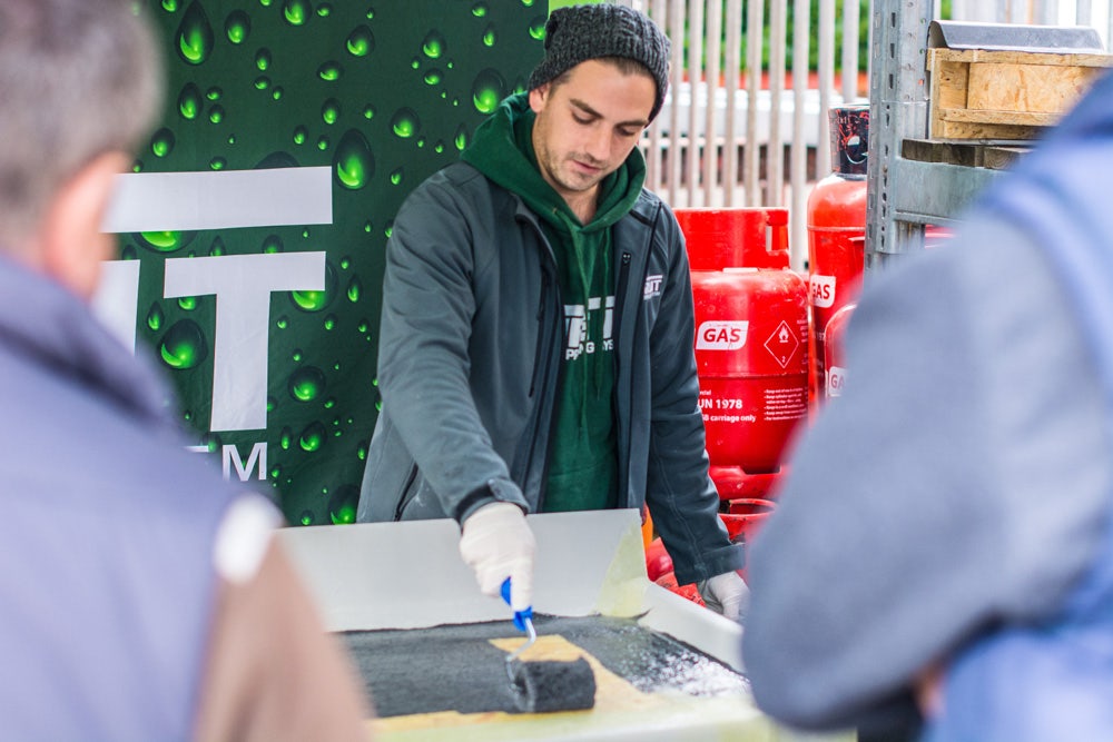 10 CureIt Contractor Training Image