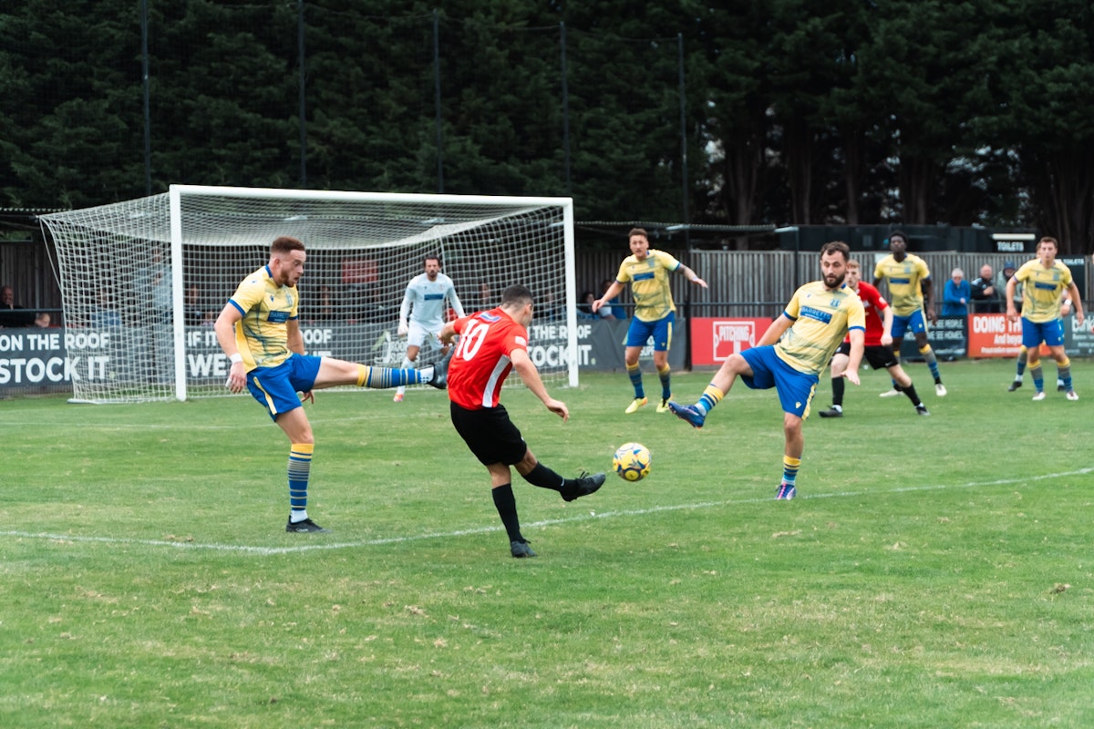 Hadley FC vs Grays Athletic FA Trophy 24-25 Picture 9