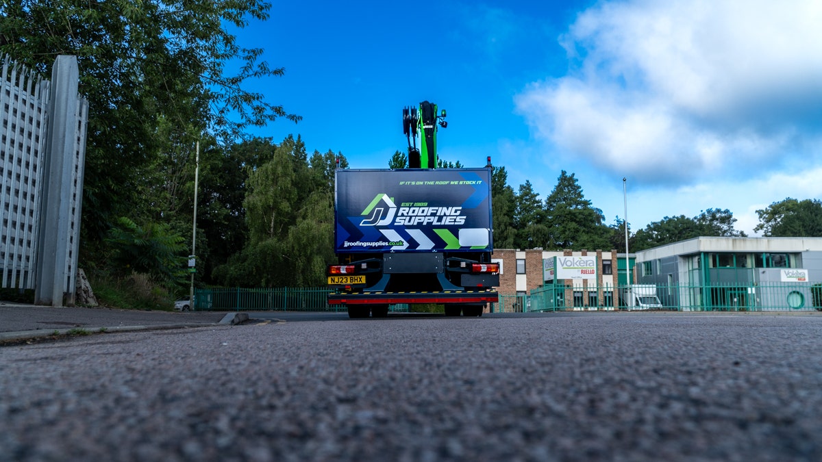 JJ Roofing Supplies Mercedes Crane Dropside 2023 rear